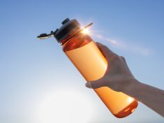 Myslíte si, že pijete zdravě? Vaše láhev je špinavá jako záchodové prkénko