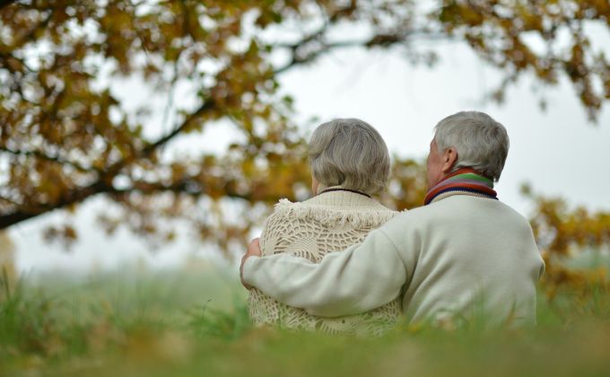 Intimita po šedesátce: Když už nejde o výkon, ale o příjemný zážitek