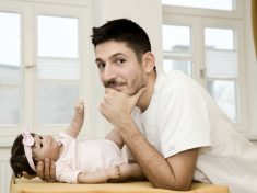 Pediatr Cyril Děckař: Diagnóza není omluvenka. A proč se srážením teploty nečekat