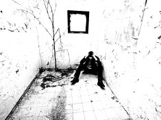 Máte všechno „v pořádku“, a přesto je vám těžko. Právě tohle je signál, který si většina lidí plete s poruchou