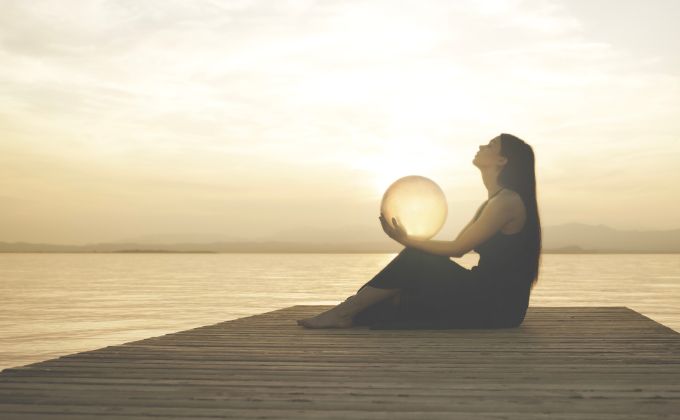 Spirituální bypass: Proč vám afirmace nezaplatí složenky