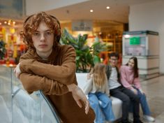 Pravda, kterou nechcete slyšet: Jste mizerní přátelé, a proto vás drtí samota