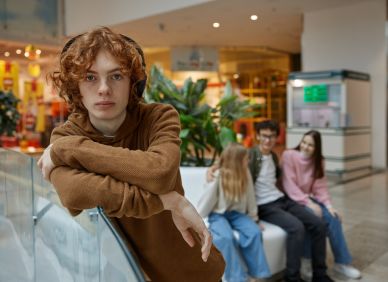 Pravda, kterou nechcete slyšet: Jste mizerní přátelé, a proto vás drtí samota