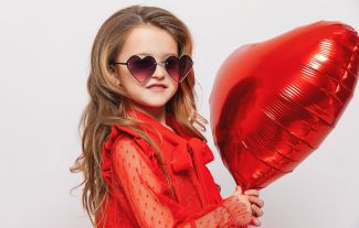 Chceme lásku, ale bojíme se jí: Proč si držíme odstup i ve chvíli, kdy ji máme na dosah