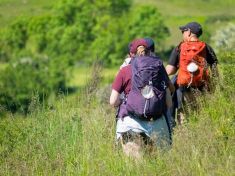Nastal čas tuláků. Svět zachrání ti, kteří se nechtějí usadit