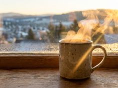 Ranní káva může prodloužit život. Má to ale jednu podmínku