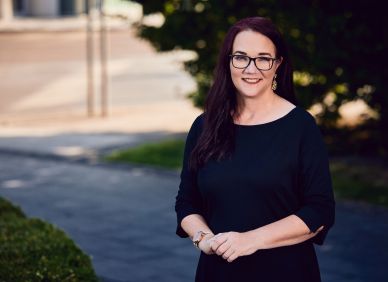 Jediná šéfka banky v Česku: Skleněné stropy se pomalu rozpadají