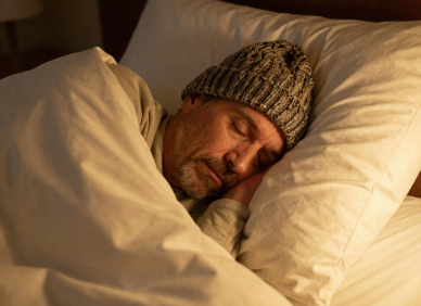 Spánek v chladu? Srdce vám poděkuje. A ideální teplota možná překvapí