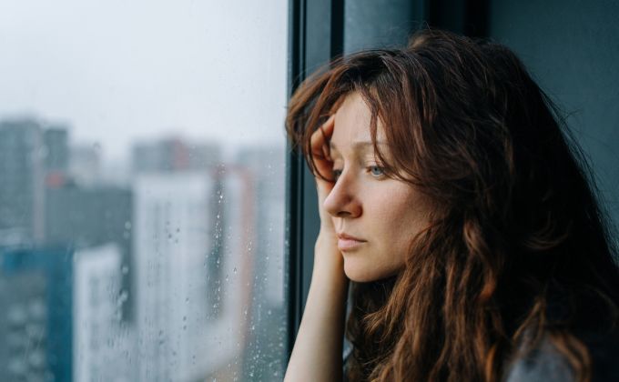 Co když za špatnou náladu nemůže mozek? Nový pohled na depresi