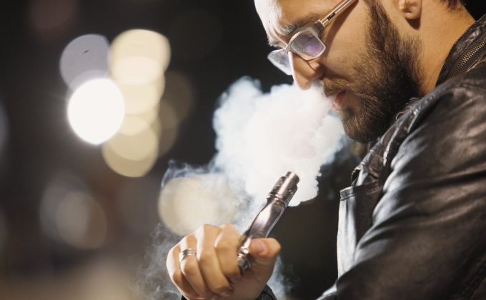 Nejen únava, kouření nebo špatné jídlo. Zničit vás může i práce