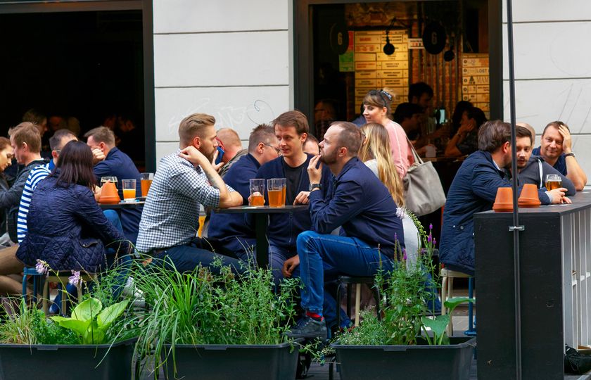 Nejsme rozdělení. Jen máme v kapse stroj na výrobu nenávisti