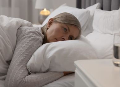 Desítky let měly ženy jen dvě možnosti. Nový lék mění léčbu menopauzy