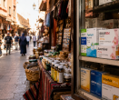 Egyptská lékárna jako turistická atrakce. Proč si Češi vozí kufry plné léků