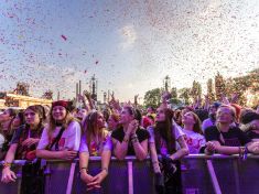 Chci na festival, ale bojím se davu. Přeplněná místa můžou spustit peklo