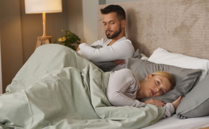 Když řeknu ne, doma je dusno. Manžel tvrdí, že mu své tělo dlužím