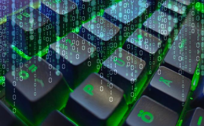 Žijeme v Matrixu. Gravitace je toho prý důkazem