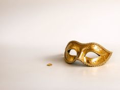 Jak převleky a masky ovlivňují sebevědomí