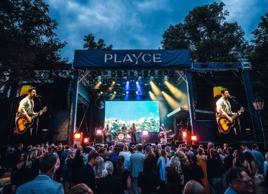 BigBoard otevřel PLAYCE ve velkém. Nový koncept odstartovali Anastacia a Mirai 