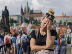Deset největších českých turistických bizárů. Trdelník je všude, za největším peklem musíte na Moravu (a sklípek to není)