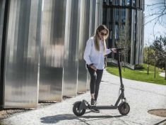 Jak daleko dojede elektrokoloběžka? Vzdušín přináší tipy na modely s dlouhým dojezdem