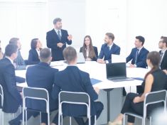 Soutěživec, kreativec nebo kontrolor. Jaký typ šéfa vám vyhovuje?