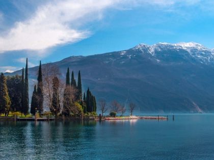 Vyrazte na italská jezera a vyzkoušejte paddleboard