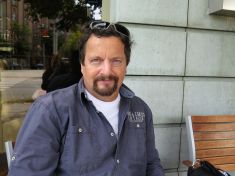 Když mi otevřeli hrudník, unikla ze mě životní energie, říká Michal Viewegh