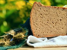 Fakta a mýty o lepku: Vynechat z jídelníčku, nebo jíst bez obav?