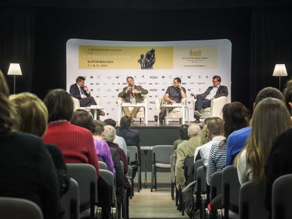 Broumovské diskuse: S prezidentskými kandidáty na pohodu