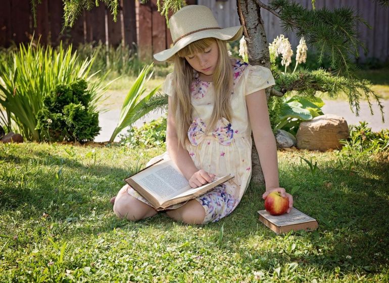 child girl read learn 159543