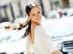 Proč herečka Veronika Khek Kubařová sbírá odpadky?