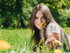 I na vaší zahradě roste plevel, který bojuje proti rakovině