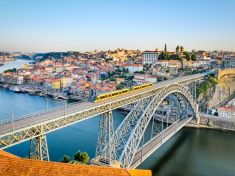 Důvody, proč navštívit Porto: Portské i Eiffelova stopa