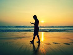 Bzučení zmizelo, záření ne. Existuje "mobilní nebezpečí"?