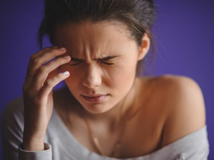 Trpíte migrénami? Zde je pět bylinek, které pomohou