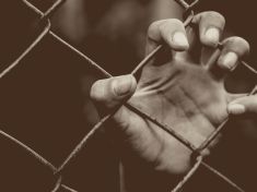 Den domova v Německu připomněl traumata odsunu