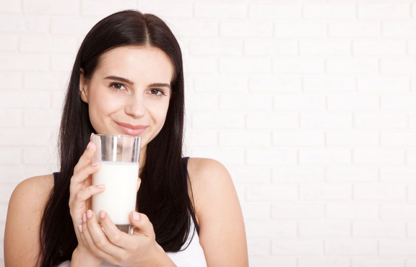 Je mléko lék nebo jed? Proč ho 200 milionů Evropanů nestráví
