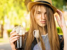 Věk mileniálů: Pomohou nám „líní narcisové“ zlepšit svět?