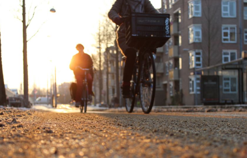 Proč má smysl brát městský prostor autům a začít budovat opravdové cyklotrasy