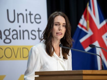 Čtyřdenní pracovní týden? Premiérka Nového Zélandu ho navrhla jako lék na krizi