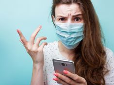 Jak funguje kognitivní disonance? Když někdo tvrdí, že je covid v pohodě