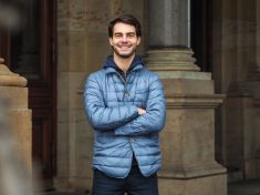 Jakub Mohl: CBD pomůže s vráskami i ekzémem, mně kanabinoidy zachránily ruku