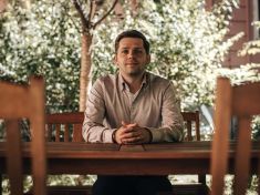 Covid ukázal nesmyslné požadavky na děti i bídné vybavení škol, říká učitel roku