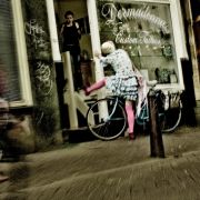 Cyklistka z cyklu J3T nazvaného cityLOVE: Amsterdam