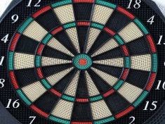 Jak se zorientovat v šipkařské výbavě?