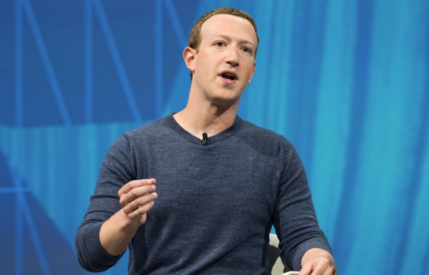 Další skandál Facebooku: Jeho PR agentura hejtovala konkurenci i kritiky