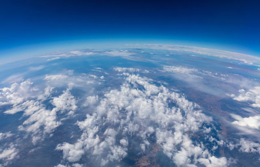 Stratosféru zmenšují skleníkové plyny. Ta nás už nedokáže chránit před UV zářením