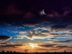 Nastává novoluní v Rybách: Soustřeďte se na sny a náhody, radí astrolog