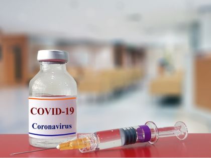 Kdy bude skutečně na světě vakcína proti koronaviru a jak poznáme, zda funguje