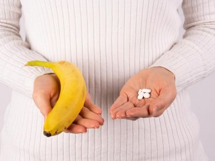 Raději diazepam, nebo banán? Pět potravin, které fungují jako léky na spaní
